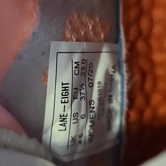 Lane - eight Women's Trainer AD peach color size 6 - Picture 5 of 5
